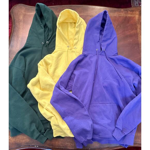 Bundle of Hanes Sweatshirts M - Picture 1 of 6